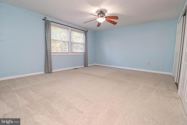 Building Photo - 1738 Farmington Ct