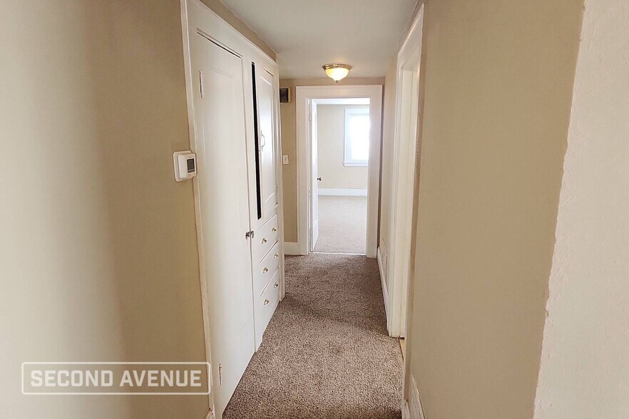 Building Photo - 3870 Lee Heights Blvd