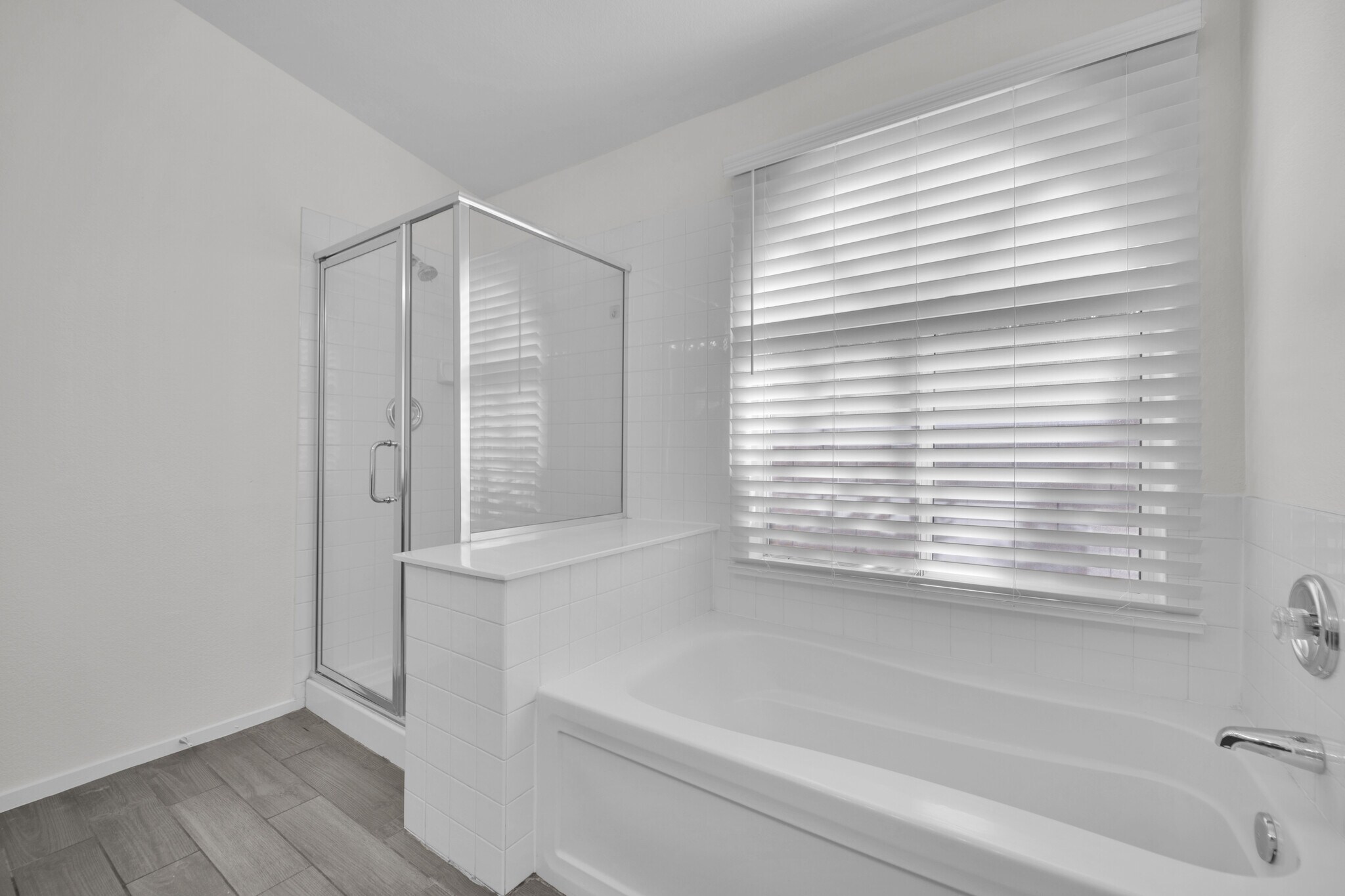 Building Photo - 1542 Misty Sky Dr