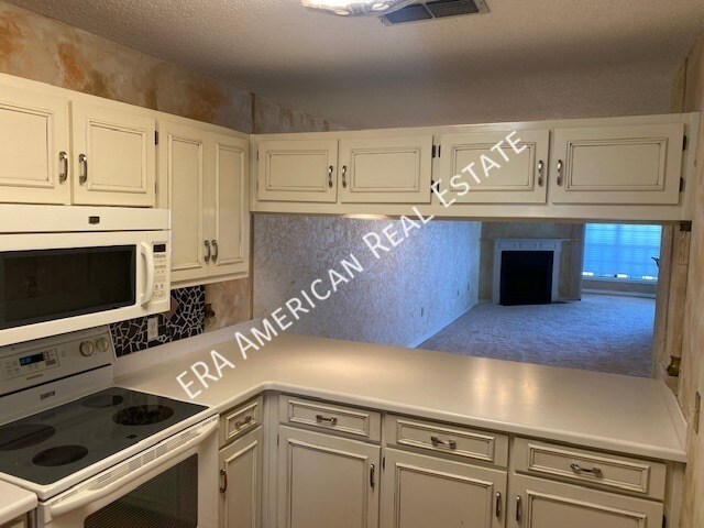 Building Photo - 287 Shalimar Dr