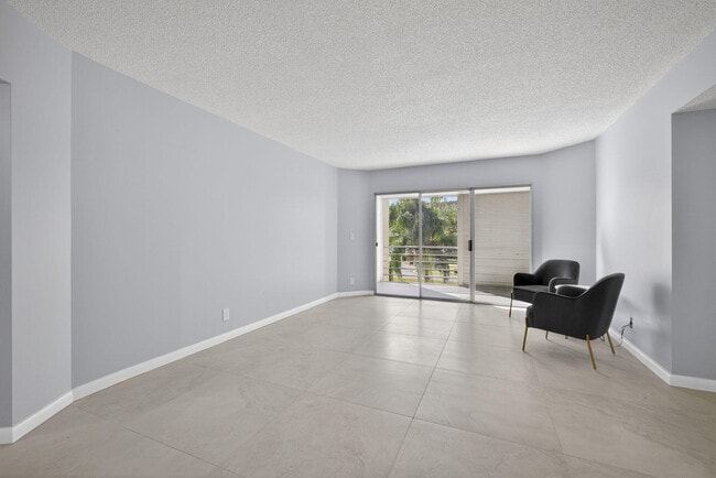Building Photo - 3590 Via Poinciana