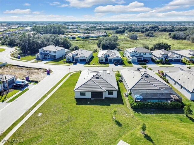 Building Photo - 10907 Timber Creek Dr