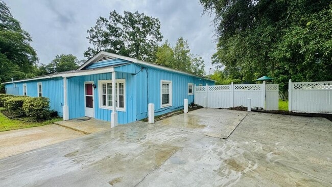 Building Photo - 1410 W Avondale Dr