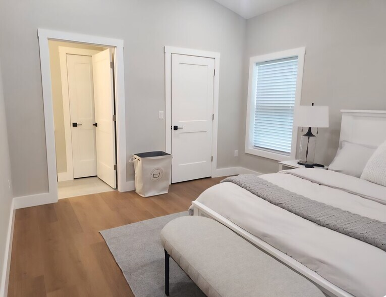 Mstr Bedroom - 6384 W Flanders Ln