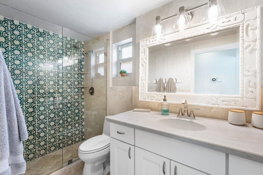 Building Photo - 1030 Langer Way