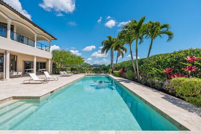 Building Photo - 3310 Palm Beach Point Blvd