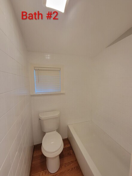 Building Photo - 707 Johnson Ln