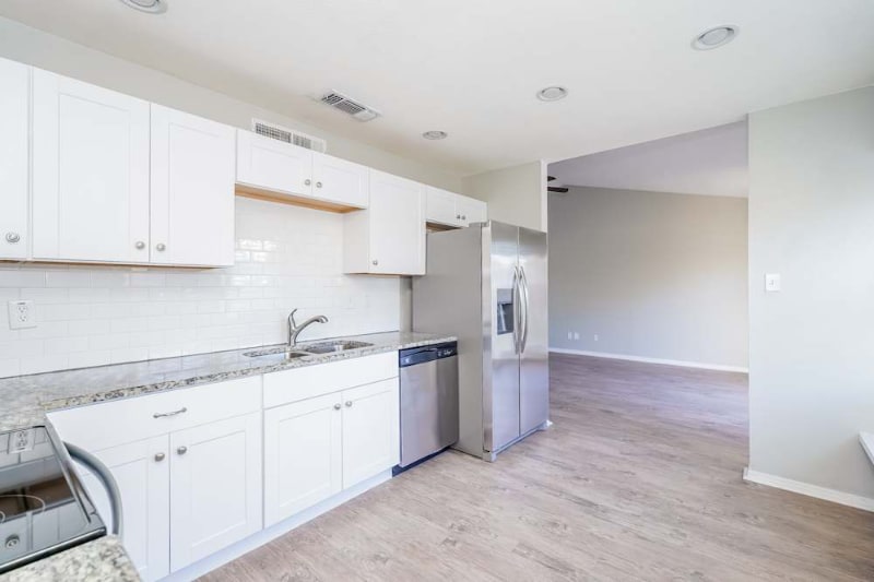 Building Photo - 4736 Scots Briar Ln