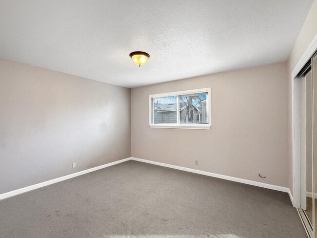 Building Photo - 4550 Opal St