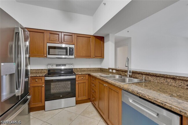 Building Photo - 20261 Estero Gardens Cir
