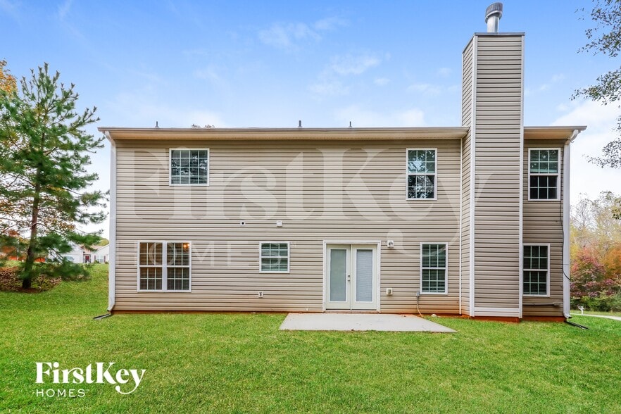 Building Photo - 894 Hawk Creek Trail