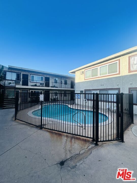 Building Photo - 8800 Cedros Ave
