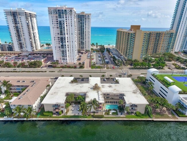 Building Photo - 2600 S Ocean Dr