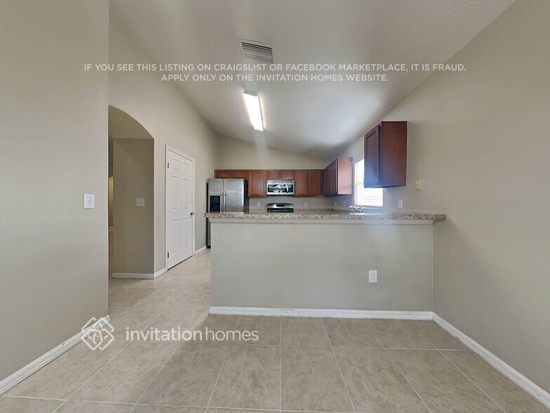 Building Photo - 11815 Easthampton Dr