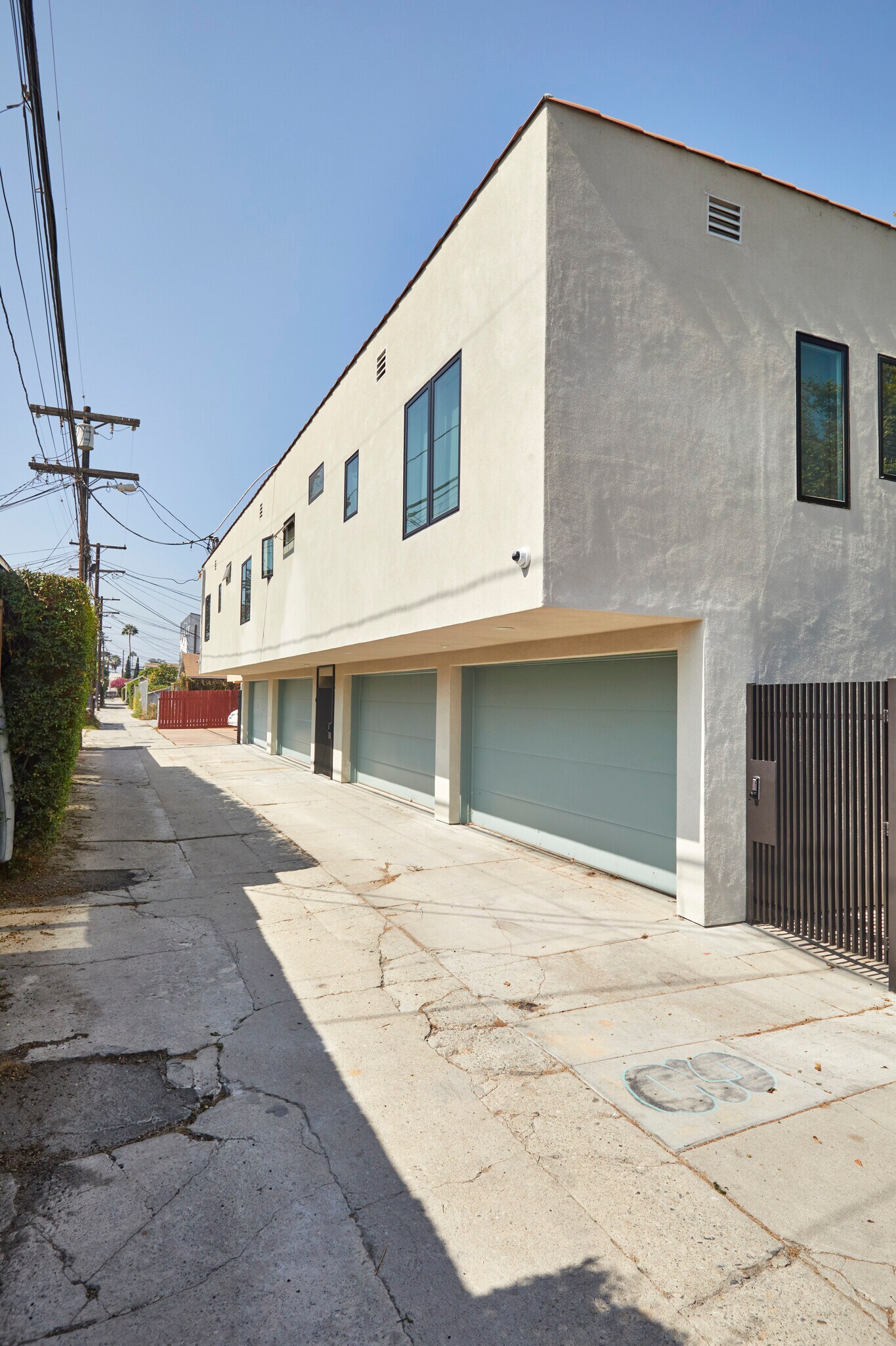 Building Photo - 640 Santa Clara Ave