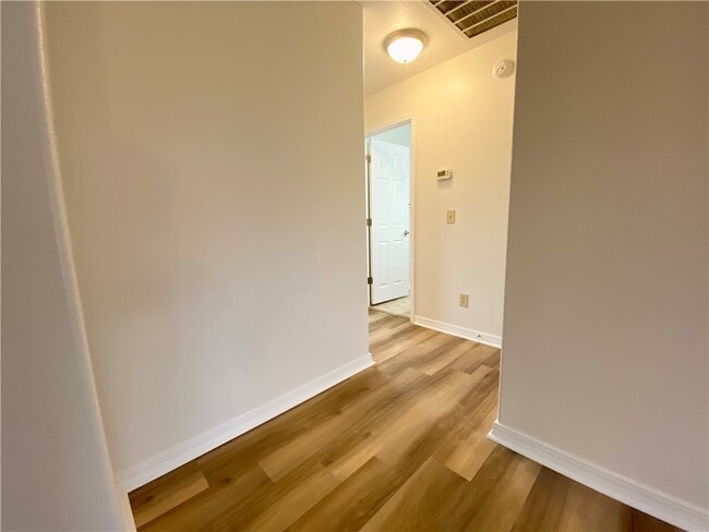 Building Photo - 42 Millsap Cir