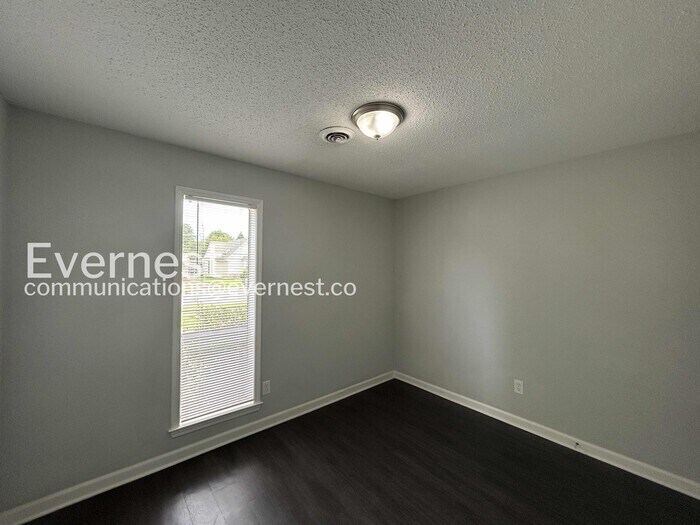 Building Photo - 7127 Markim Dr