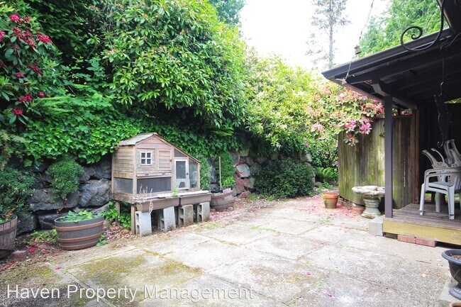 Building Photo - 2 br, 1.5 bath House - 10831 Aqua Way S Un...