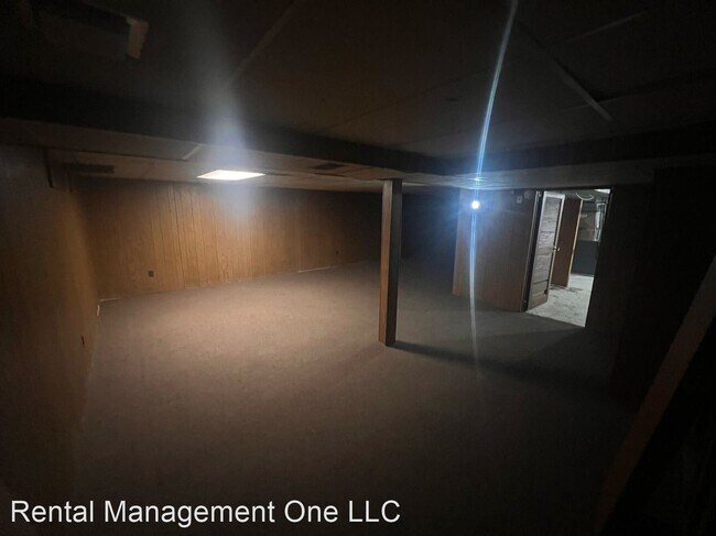 Building Photo - 3 br, 1 bath House - 22269 Champaign