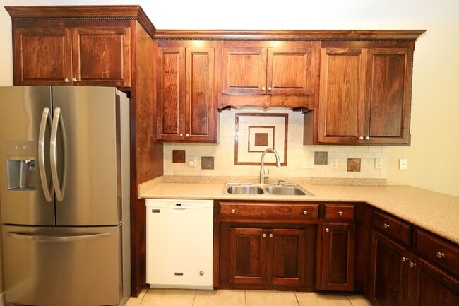 Building Photo - 4620 Oxbottom Dr