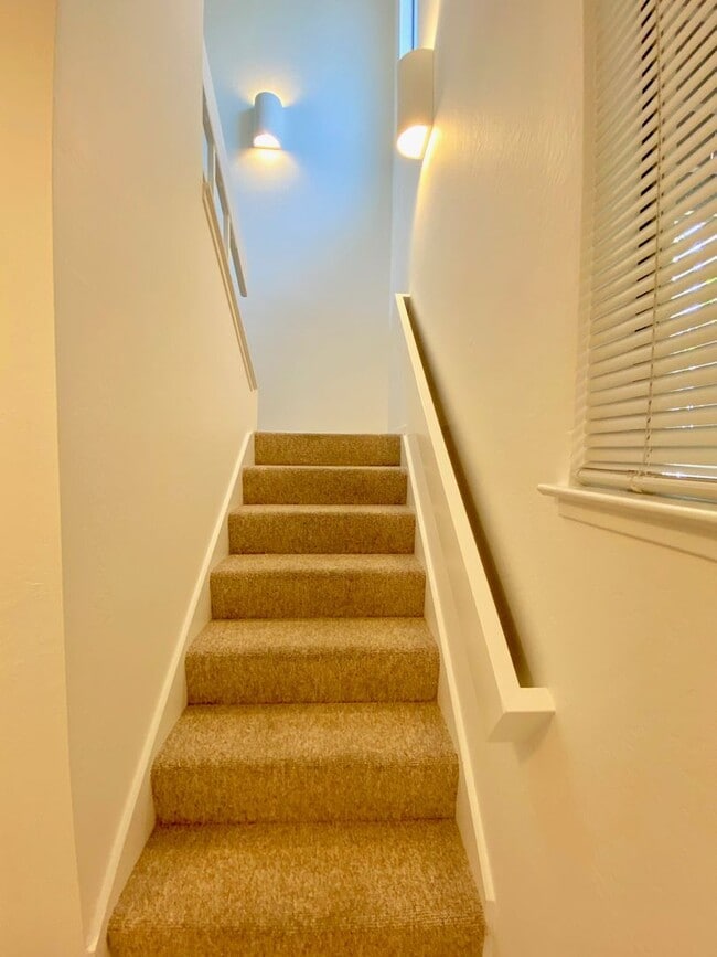 Building Photo - 7 Kilmer Ct