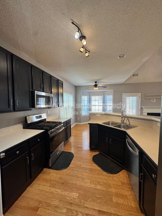 Building Photo - 231 Beckenham Ln