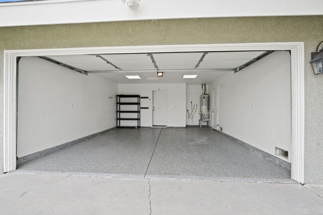 Building Photo - Welcome to the Eastgate Community of West ...