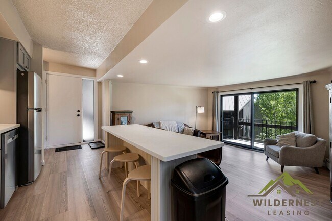 Building Photo - Fully Remodeled Gold Camp 2 Bed/1Bath