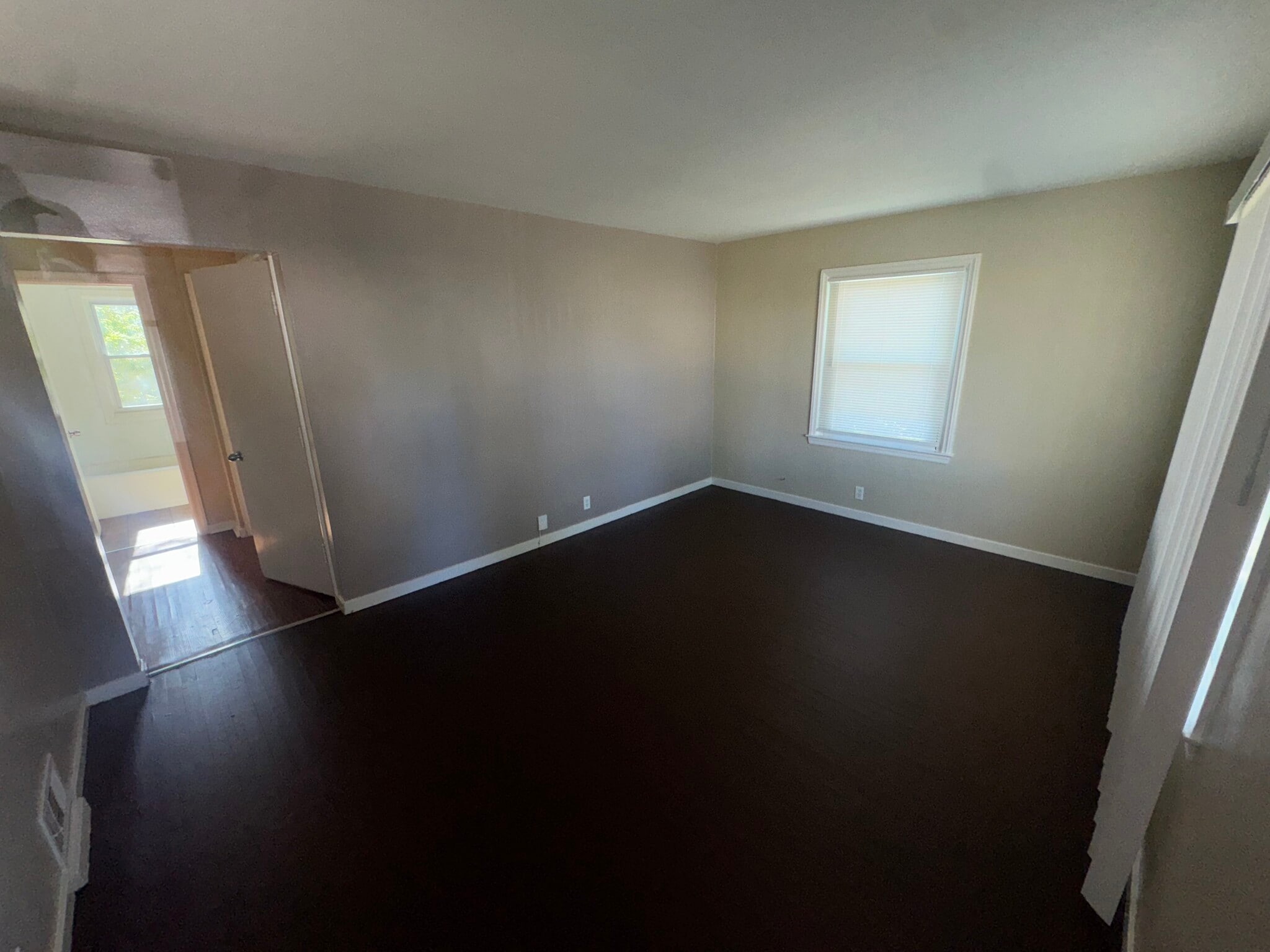 Building Photo - 4924 N 64th St