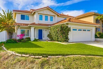Building Photo - Spacious 4 Bedroom Shadowridge Home Available May 1st