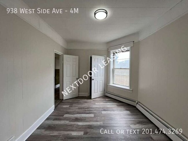 Building Photo - 938 West Side Ave