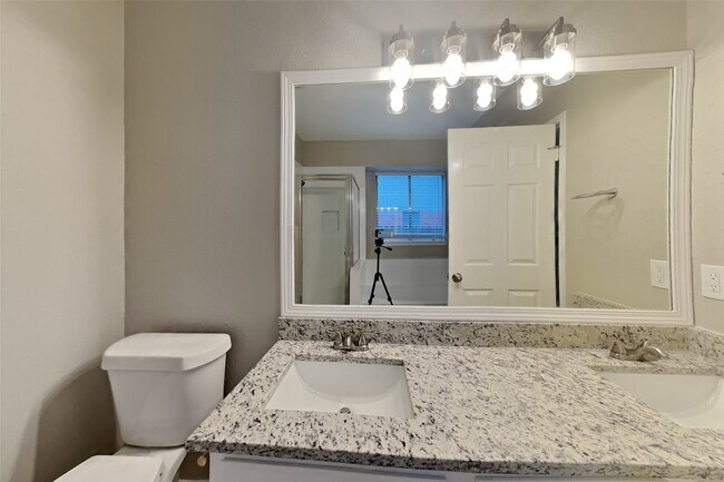 Building Photo - 16411 Willingham Way