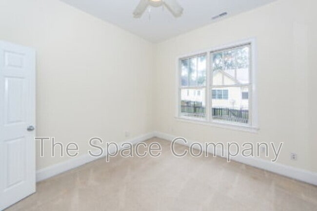 Building Photo - 1150 Quick Rabbit Loop