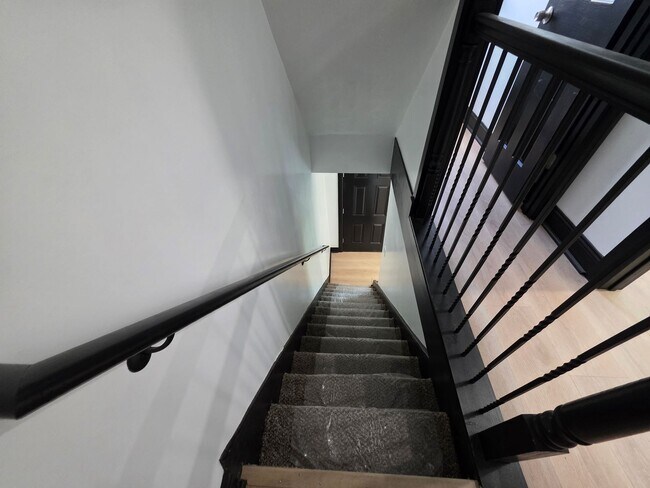 Building Photo - 1111 Freyburg St