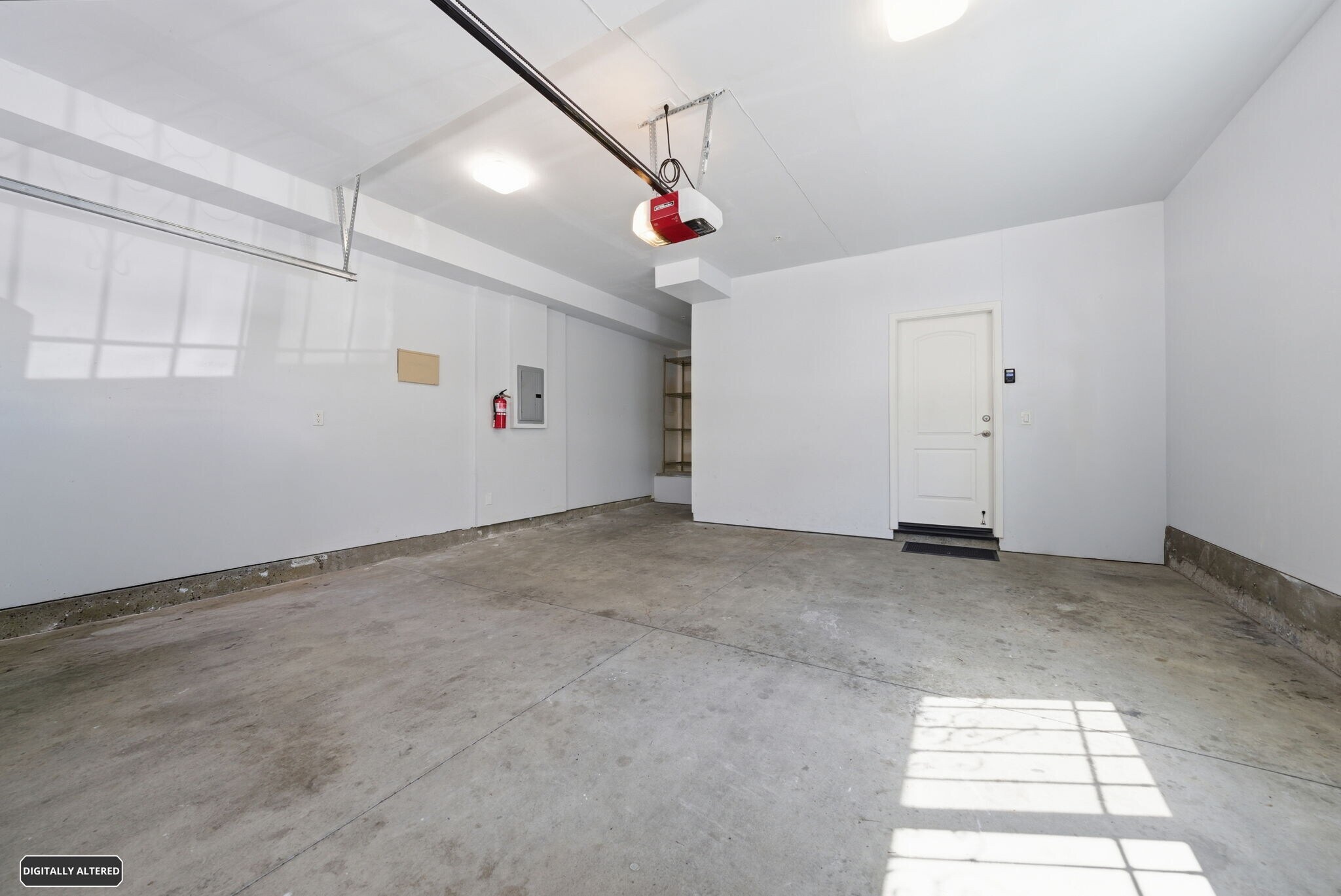 Building Photo - 817 Estancia Ter