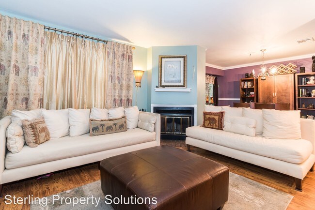 Building Photo - 3 br, 2 bath House - 2-6 Brooke Club Dr