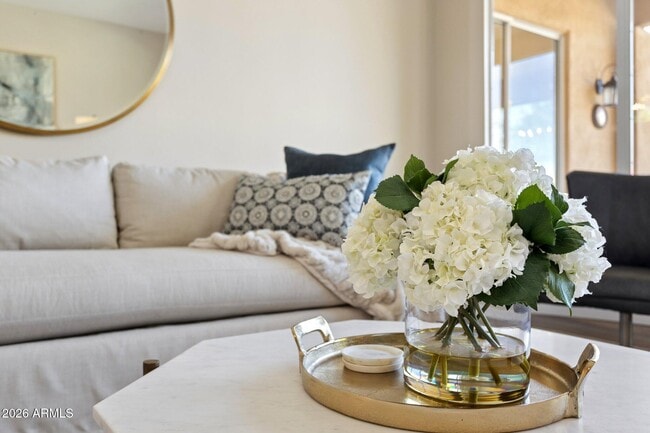 Building Photo - 7518 E Bent Tree Dr