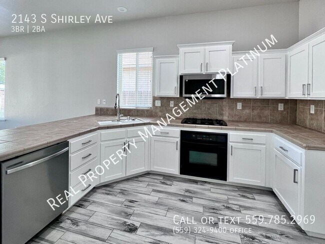 Building Photo - 2143 S Shirley Ave