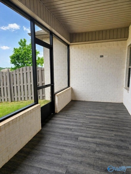 Building Photo - 111 Farmall Ln