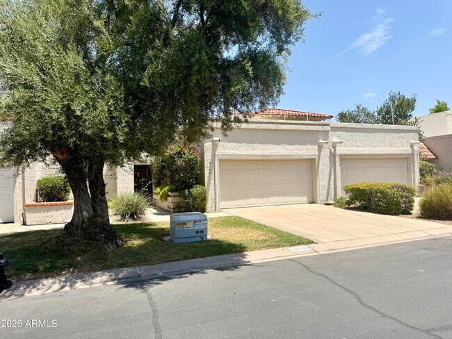 Building Photo - 5147 N 76th Pl