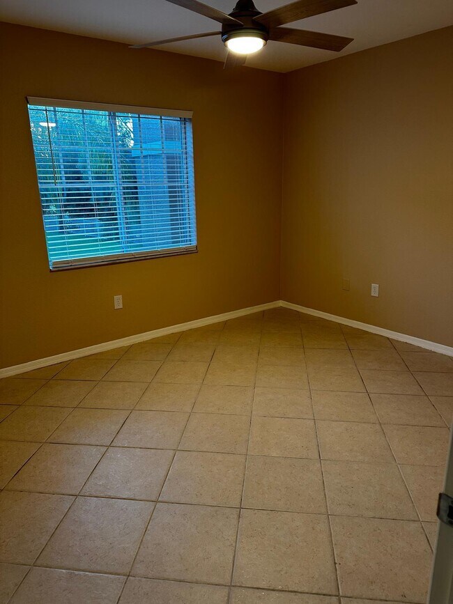 Building Photo - 6511 Emerald Dunes Dr