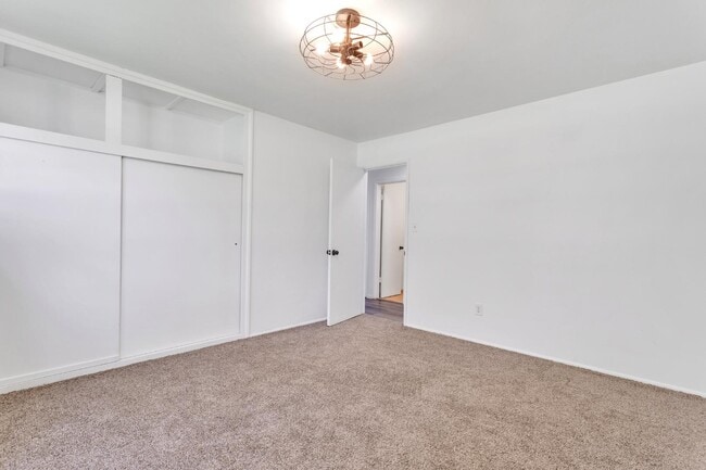Building Photo - 4223 Temescal Ave