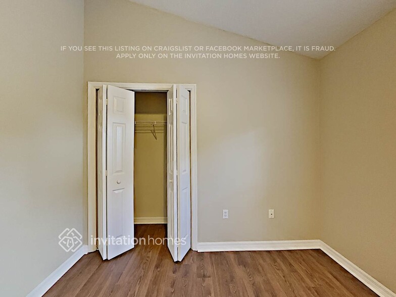 Building Photo - 6425 Barberry Ct