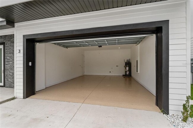 Building Photo - 1348 San Christopher Dr