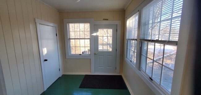 3 Season Porch - 351 Main St