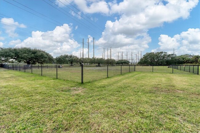 Building Photo - 4602 Ringwood Meadow