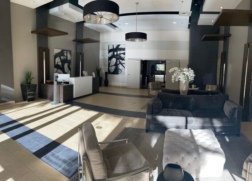 Lobby Reception Area - 253 10th Ave