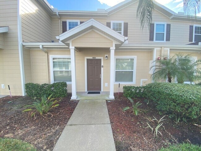 Building Photo - 5372 Diplomat Ct