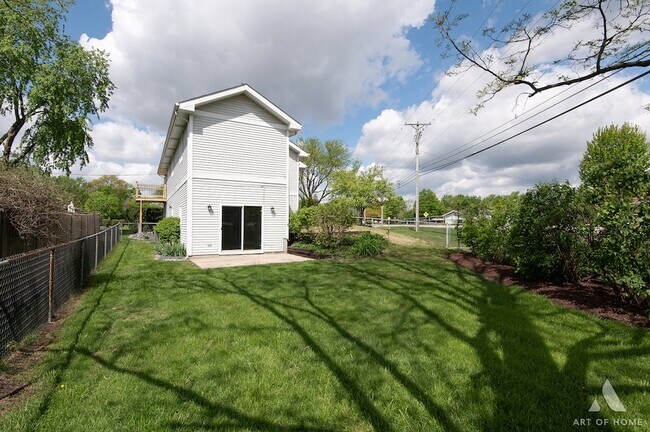 Building Photo - 1170 McCarthy Rd