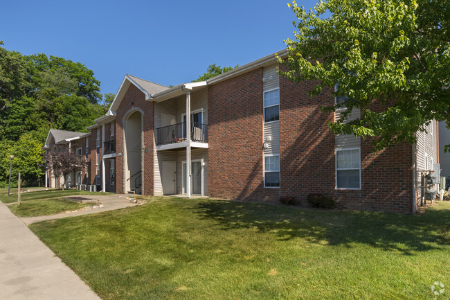 Building Photo - Tree Top Ridge Apartments